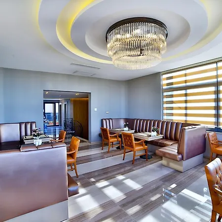 Paleriahotel Hotell 4*
